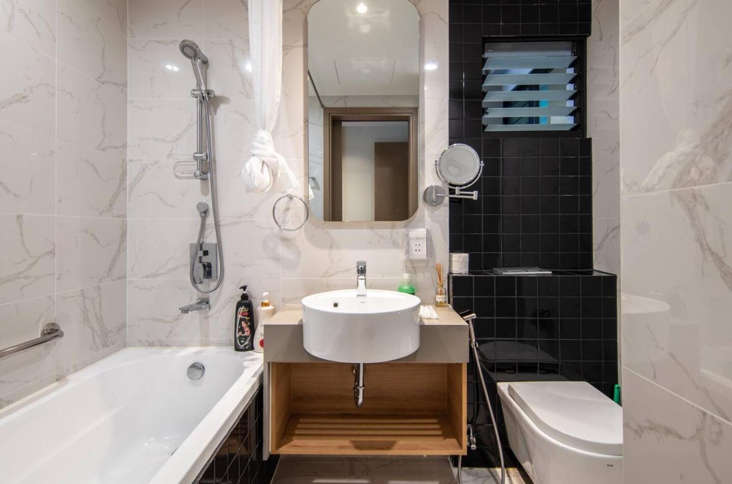 Luxury 2 Or 3Br Apartment In Dist 1 N Pool, Gym, Airport Pickup Πόλη Χο Τσι Μινχ Εξωτερικό φωτογραφία