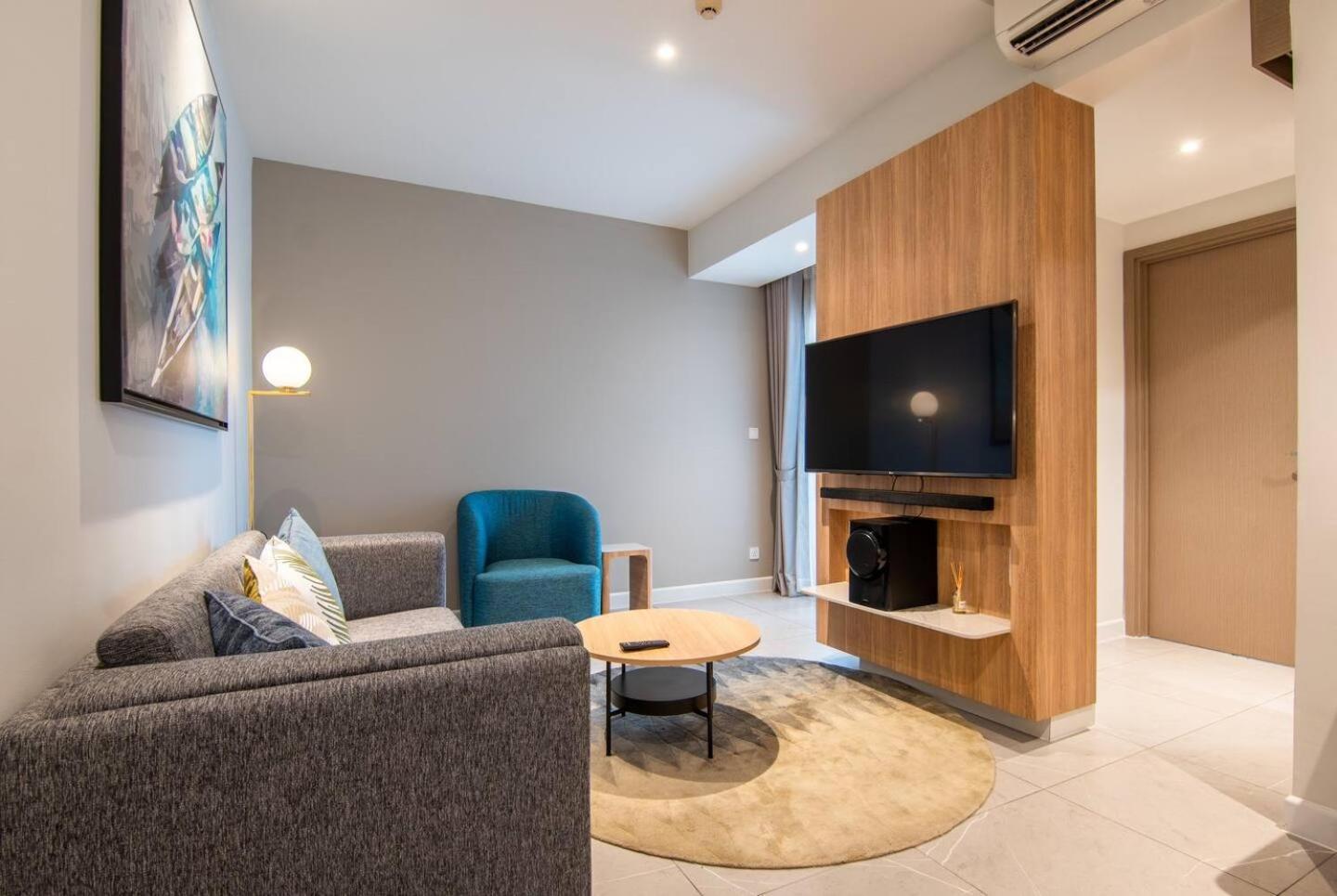 Luxury 2 Or 3Br Apartment In Dist 1 N Pool, Gym, Airport Pickup Πόλη Χο Τσι Μινχ Εξωτερικό φωτογραφία