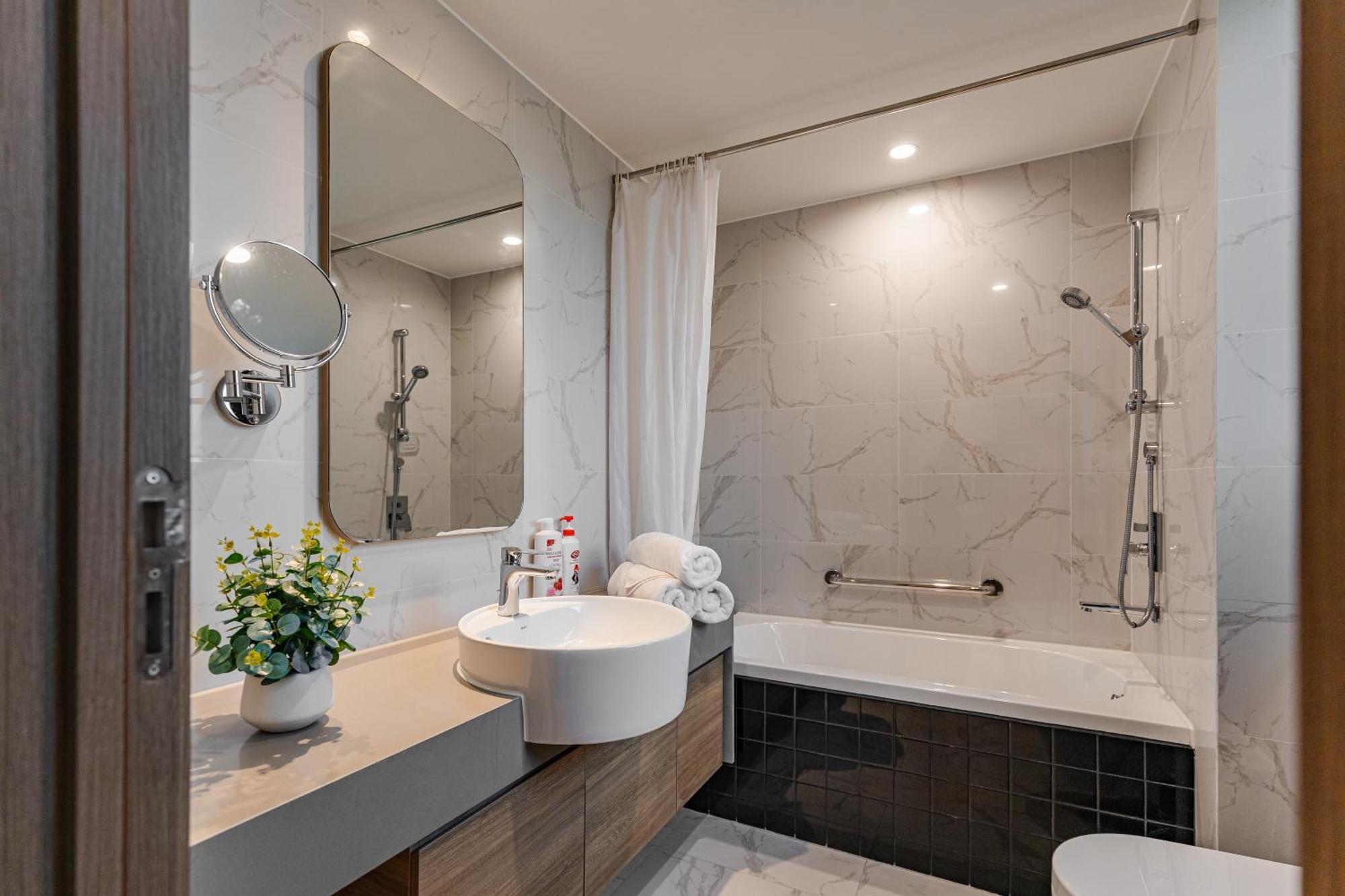 Luxury 2 Or 3Br Apartment In Dist 1 N Pool, Gym, Airport Pickup Πόλη Χο Τσι Μινχ Εξωτερικό φωτογραφία